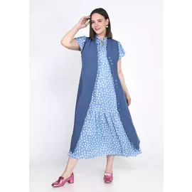 Жилет приталенный на пуговицах