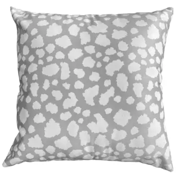 Декоративная подушка Пятна 45x45 см цвет кремовый