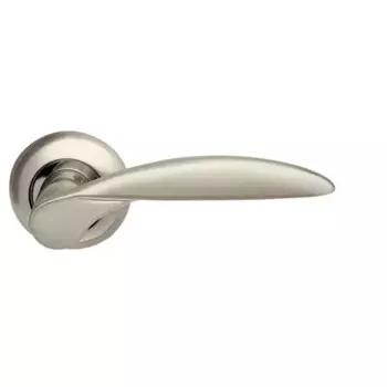 Дверные ручки Fuaro Viola, без запирания, цвет матовый никель/хром