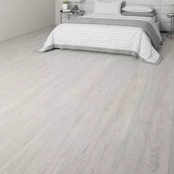 Ламинат «Дуб Фавор» 32 класс толщина 8 мм 2.131 м