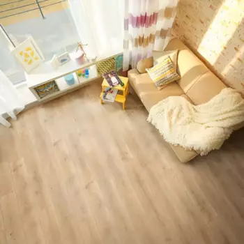 Ламинат Виконт 33 класс толщина 12 мм с фаской водостойкость 24 часа 1.253 м139