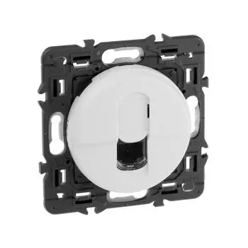 Розетка компьютерная Legrand Celiane RJ45 UTP cat 6 цвет белый