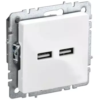 Розетка USB встраиваемая IEK Brite РЮ10-1-БрБ цвет белый