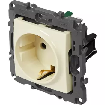 Розетка встраиваемая Эра 12-2102-02 с заземлением со шторками цвет бежевый