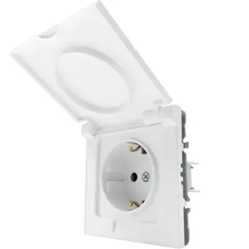 Розетка встраиваемая Mirkl Grace с заземлением с крышкой и шторками цвет белый