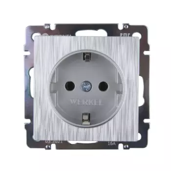 Розетка встраиваемая Werkel с заземлением, цвет серебряный рифленый