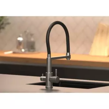 Смеситель кухонный Osgard высота 44 см с гибким изливом цвет черный