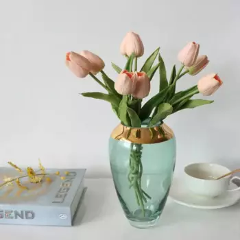 Ваза Rose стекло прозрачно-зеленая 19.5 см