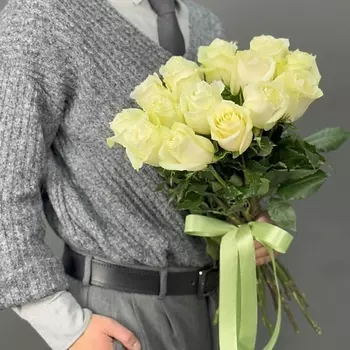 4 СЕЗОНА Монобукет из 15 белых роз