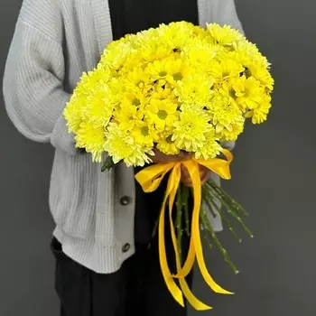4 СЕЗОНА Монобукет из 15 желтых кустовых хризантем