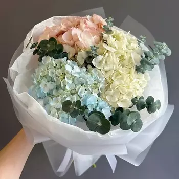 ANANAS FLOWERS Монобукет из гортензий