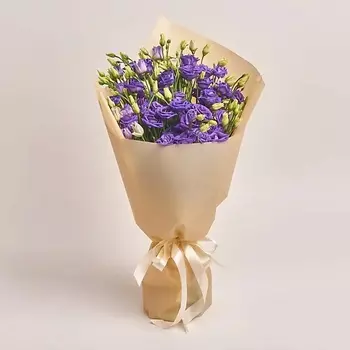 AZALIANOW ЦВЕТЫ. ПОДАРКИ. ДЕКОР Букет из 15 фиолетовых лизиантусов в бежевой пленке