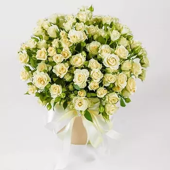 AZALIANOW ЦВЕТЫ. ПОДАРКИ. ДЕКОР Букет из 19 белых кустовых роз в коробке