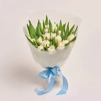 AZALIANOW ЦВЕТЫ. ПОДАРКИ. ДЕКОР Букет из 25 белых пионовидных тюльпанов в белой пленке