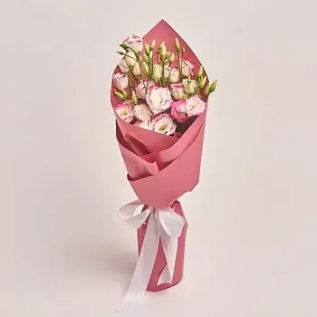 AZALIANOW ЦВЕТЫ. ПОДАРКИ. ДЕКОР Букет из 5 бело - розовых лизиантусов в розовой пленке