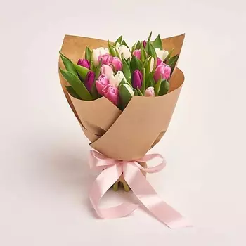 AZALIANOW ЦВЕТЫ. ПОДАРКИ. ДЕКОР Букет из разноцветных 25 тюльпанов в упаковке