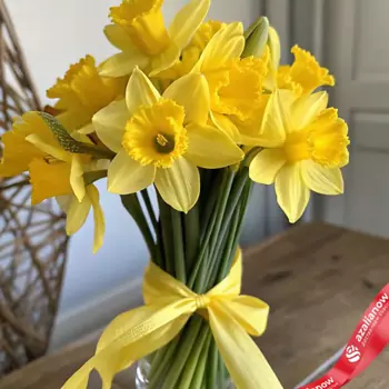 AZALIANOW ЦВЕТЫ. ПОДАРКИ. ДЕКОР Яркий весенний букет из 9 желтых нарциссов