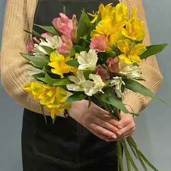 АЗАЛИЯ FLOWER PUB Букет микс из 7 Альстромерий