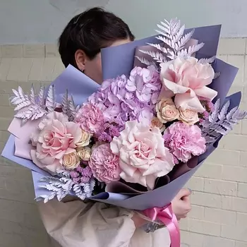 BLOOM ROOM Авторский букет цветов Лавандовые мечты