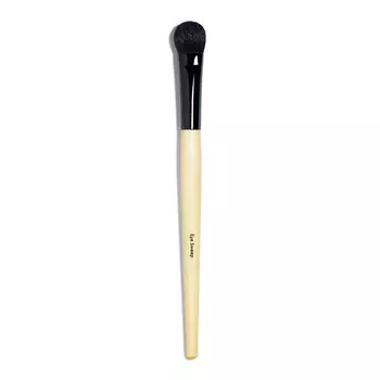BOBBI BROWN Кисть косметическая Eye Sweep Brush