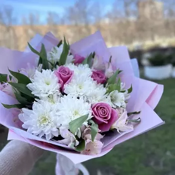 BON PION БУКЕТНАЯ ЛАВКА Розовое сияние