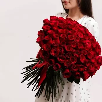 БУКЕТНАЯ ЛАВКА 101 Красная роза