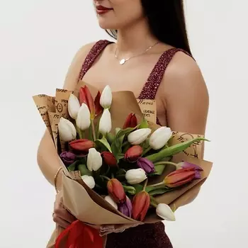 БУКЕТНАЯ ЛАВКА 25 Тюльпанов