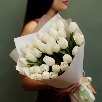 БУКЕТНАЯ ЛАВКА 35 белоснежных тюльпанов