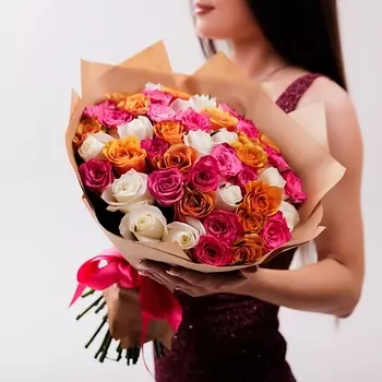 БУКЕТНАЯ ЛАВКА 51 роза микс