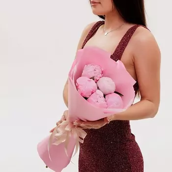 БУКЕТНАЯ ЛАВКА 5 розовых пионов