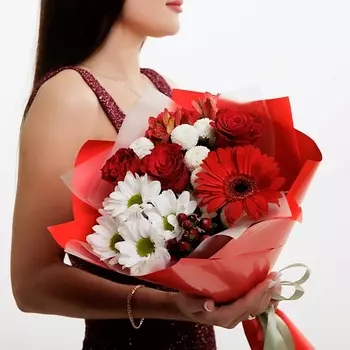 БУКЕТНАЯ ЛАВКА Красный букет