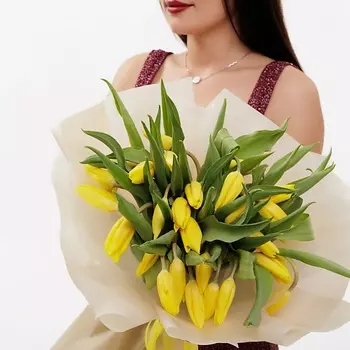 БУКЕТНАЯ ЛАВКА Желтые тюльпаны