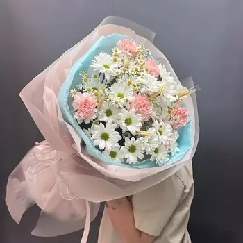 BUTON Ромашки и диантусы в авторской упаковке