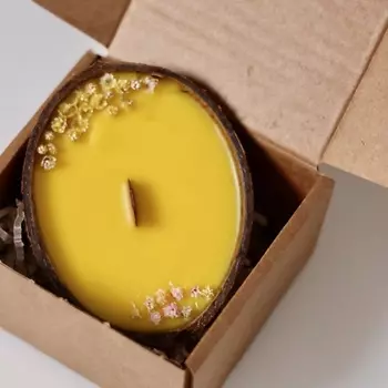 CANDLE ZEN Свеча ароматическая в кокосе Лимонный кекс 200.0