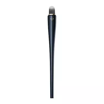 CL DE PEAU BEAUT Кисть для нанесения консилера