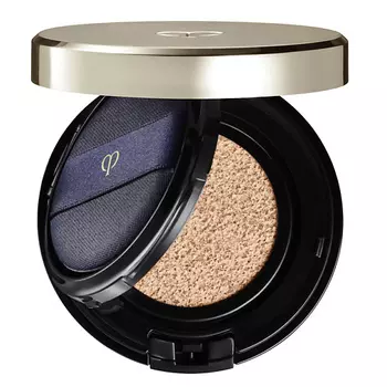 CLÉ DE PEAU BEAUTÉ Тональный кушон с эффектом сияния