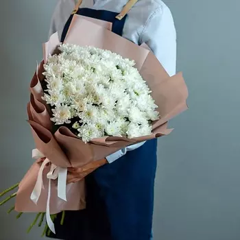 ЦВЕТНИК ЦВЕТЫ И ПОДАРКИ Букет белой хризантемы Балтика размер XL