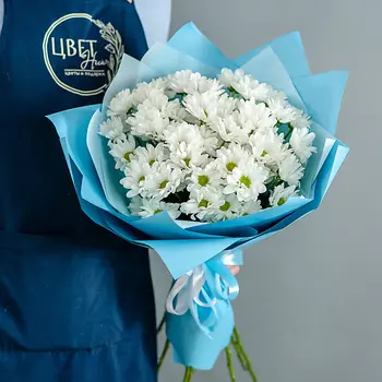 ЦВЕТНИК ЦВЕТЫ И ПОДАРКИ Букет из белой хризантемы размер M