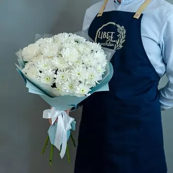 ЦВЕТНИК ЦВЕТЫ И ПОДАРКИ Монобукет из хризантем Baltica размер S