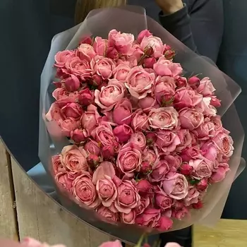 ЦВЕТОЧНЫЙ БАР LOFТ Премиальный букет кустовых пионовидных роз