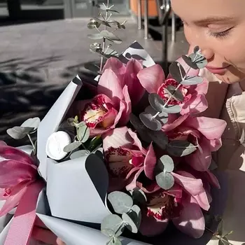 CVETOV. RU "FASHION букет" из цимбидиума