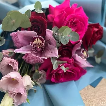 CVETOV. RU "Мои к тебе чувства"букет из розы , эустомы и цимбидиума