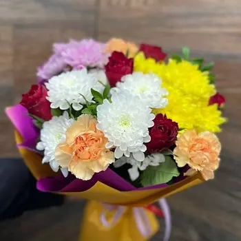 ЦВЕТЫ ДЛЯ ВАС Букет Сборный 35х50 см