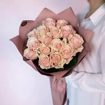 ЦВЕТЫ И ШТУЧКИ Букет из 15 нежно-розовых роз премиум