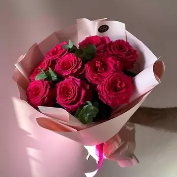 ЦВЕТЫ И ШТУЧКИ Букет из 9 малиновых роз Премиум
