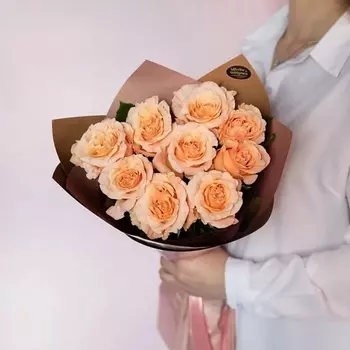ЦВЕТЫ И ШТУЧКИ Букет из 9 пионовидных персиковых роз