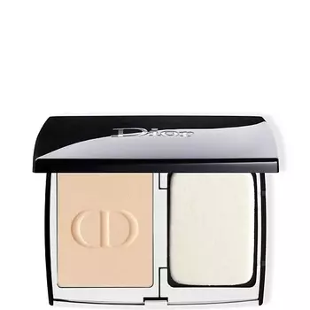 DIOR Стойкая компактная пудра для лица Diorskin Forever Natural Velvet