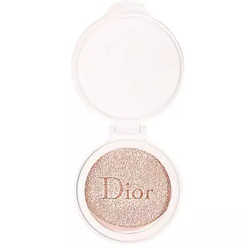 DIOR универсальное омолаживающее и совершенствующее кожу средство Dreamskin Moist &amp; perfect cushion