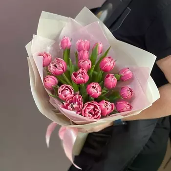 ДОМ ЦВЕТОВ АННЫ БАКАЛОВОЙ Букет из пионовидных тюльпанов