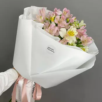 ELEVEN FLOWERS Букет Нежная альстромерия
